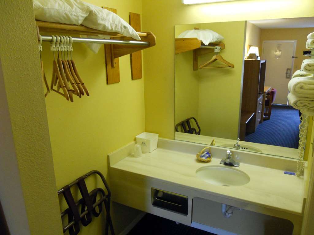 Americas Best Inn - Savannah I-95 Georgetown Pokoj fotografie